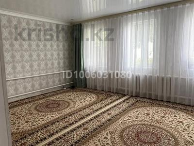 Отдельный дом · 4 комнаты · 62 м² · 12 сот., Жагалау 17 — Школа 5 за 18 млн ₸ в Актобе, мкр Гормолзавод