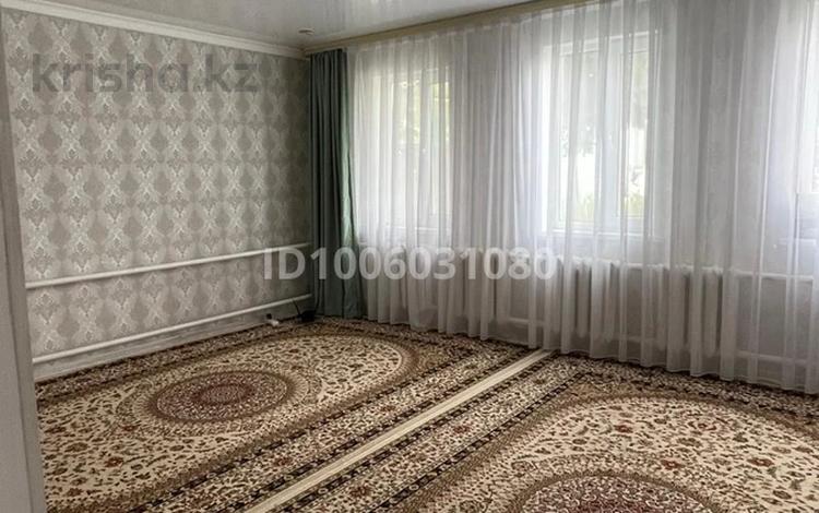 Отдельный дом · 4 комнаты · 62 м² · 12 сот., Жагалау 17 — Школа 5 за 18 млн ₸ в Актобе, мкр Гормолзавод — фото 2
