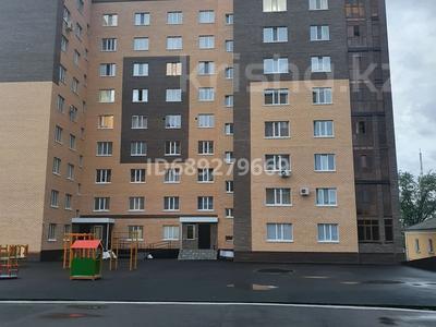 1-комнатная квартира, 51.5 м², 3/9 этаж помесячно, Ауельбекова 41а за 160 000 〒 в Кокшетау