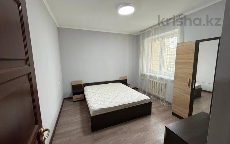 3-комнатная квартира · 70 м² · 9/12 этаж, мкр Самал-1 34 за 450 000 ₸ в Алматы, Медеуский р-н — фото 2