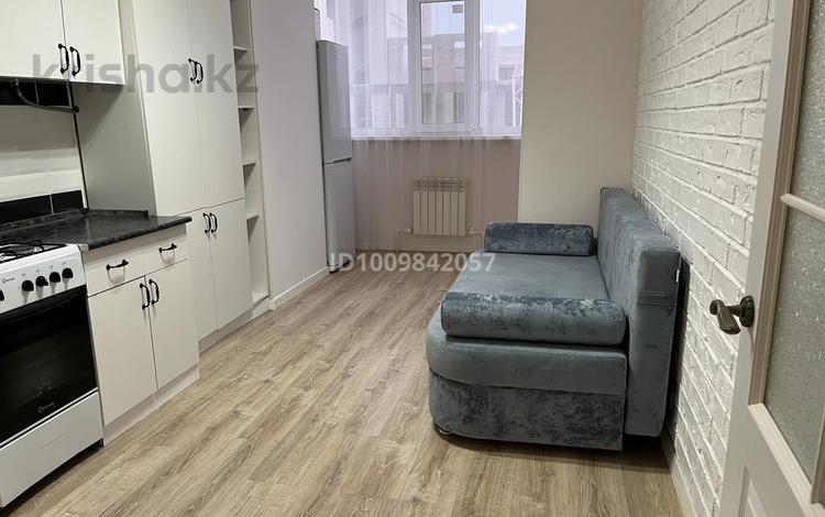 1-бөлмелі пәтер · 54 м² · 2/6 қабат, мкр. Алтын орда, Мустафа Шокай 11 — ТЦ Атриум, Школа Билим, бағасы: 21 млн ₸ в Актобе — фото 2