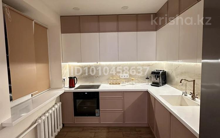 4-комнатная квартира · 80 м² · 3/9 этаж, мкр Самал-2 90 за 88 млн ₸ в Алматы, Медеуский р-н — фото 2