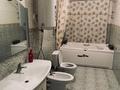 Отдельный дом · 6 комнат · 600 м² · 11 сот., Айтеке Би 119 А — Новая набережная рядом Университет за 200 млн ₸ в Атырау — фото 14