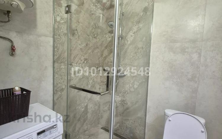 1-комнатная квартира · 43 м² · 7/10 этаж, 18-й микрорайон, 18-й микрорайон 78a за 13 000 ₸ в Шымкенте, Аль-Фарабийский р-н — фото 2