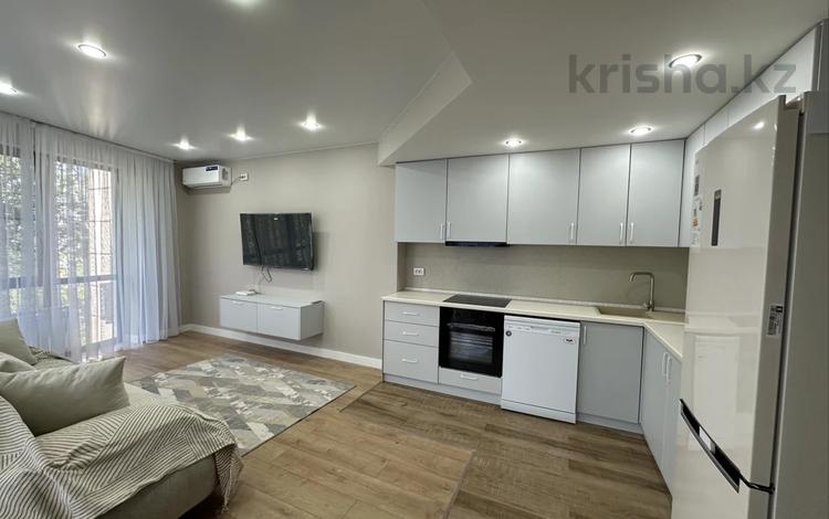 3-комнатная квартира · 85 м² · 4/12 этаж, Казыбек би 43/9 за 650 000 ₸ в Алматы, Медеуский р-н — фото 2