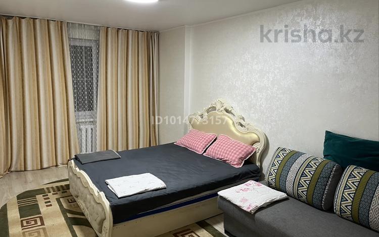 1-комнатная квартира · 45.8 м² · 5/5 этаж, Шакарима 97 за 10 000 ₸ в Усть-Каменогорске, Ульбинский — фото 8
