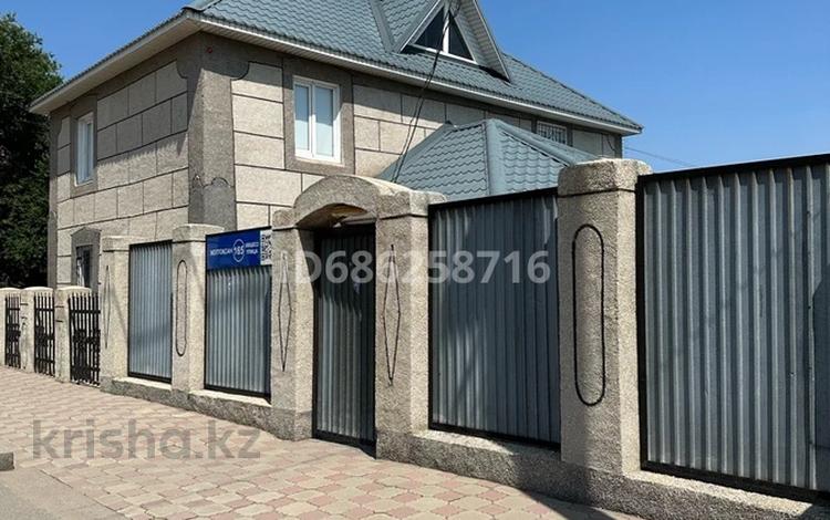 Отдельный дом • 6 комнат • 171 м² • 7 сот., Желтоксан за 84 млн 〒 в Павлодаре — фото 2
