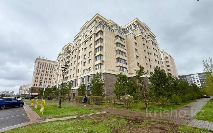 3-комнатная квартира · 95 м² · 2/10 этаж, Мангилик ел 37/1 — БОТАНИЧЕСКИЙ САД, ТРИУФМАЛЬНАЯ АРКА за 72 млн ₸ в Астане, Есильский р-н — фото 27