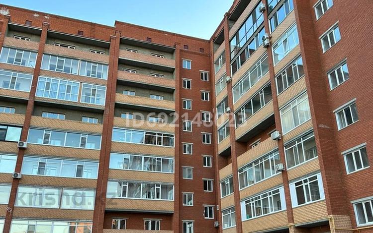 3-комнатная квартира, 94.9 м², 3/9 этаж, Касымханова 10 за 41 млн 〒 в Костанае — фото 2