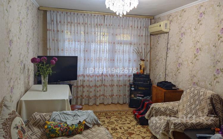 3-бөлмелі пәтер · 60 м² · 2/5 қабат, 12-й микрорайон, 12-й микрорайон 215Б, бағасы: 22 млн ₸ в Шымкенте, Енбекшинский р-н — фото 6