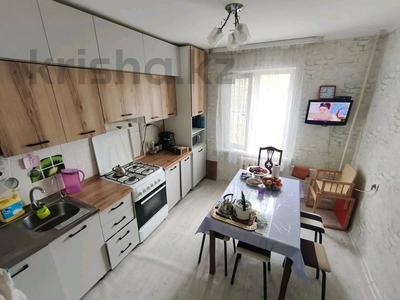 4-комнатная квартира · 82.5 м² · 4/5 этаж, мкр Аксай-3Б — Толеби-яссауи за 53 млн ₸ в Алматы, Ауэзовский р-н