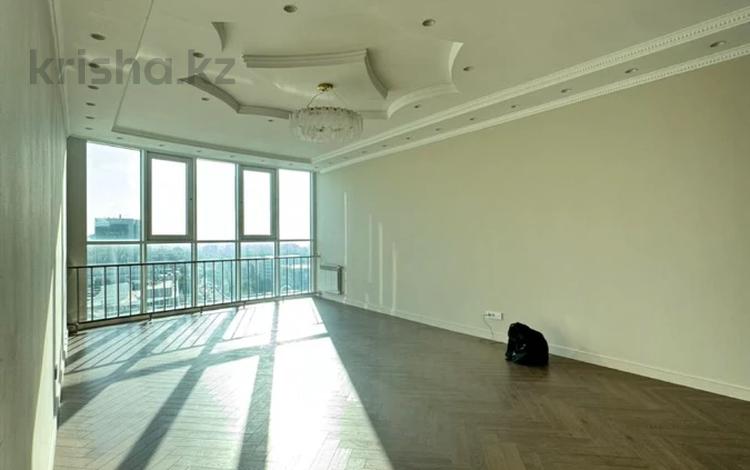 3-бөлмелі пәтер · 150 м² · 13/18 қабат, Достык 160, бағасы: 109 млн ₸ в Алматы, Медеуский р-н — фото 5