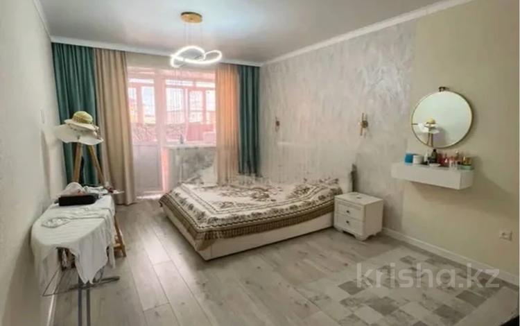 3-бөлмелі пәтер · 94 м² · 4/5 қабат, Старый аэропорт 24а, бағасы: 40.6 млн ₸ в Кокшетау — фото 2
