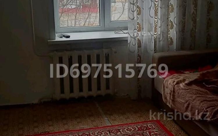 2-бөлмелі пәтер, 50 м², 3/9 қабат ай сайын, Астана 41 — Магазин Техас, бағасы: 70 000 〒 в Аксу — фото 2