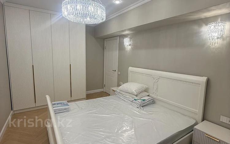 2-комнатная квартира · 60 м² · 5/9 этаж, мкр Самал-1 2 за 500 000 ₸ в Алматы, Медеуский р-н — фото 2
