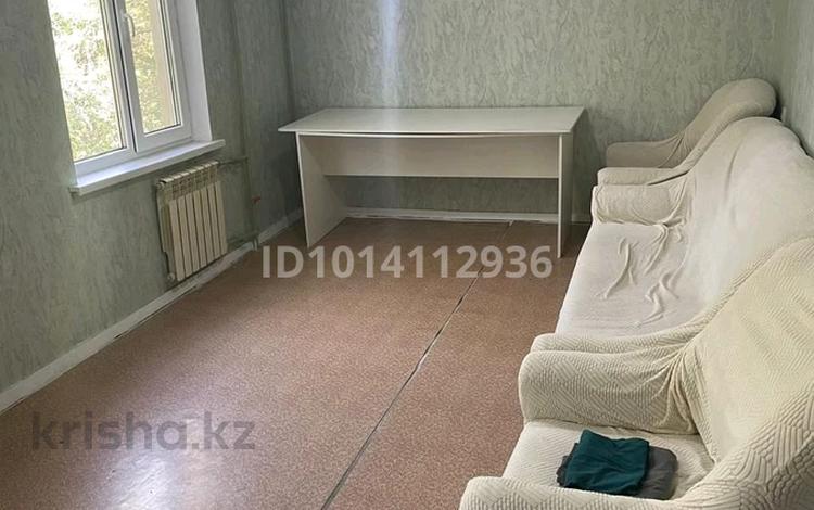 3-комнатная квартира · 64 м² · 4/5 этаж, Микрорайон 19 за 16 млн ₸ в  — фото 2