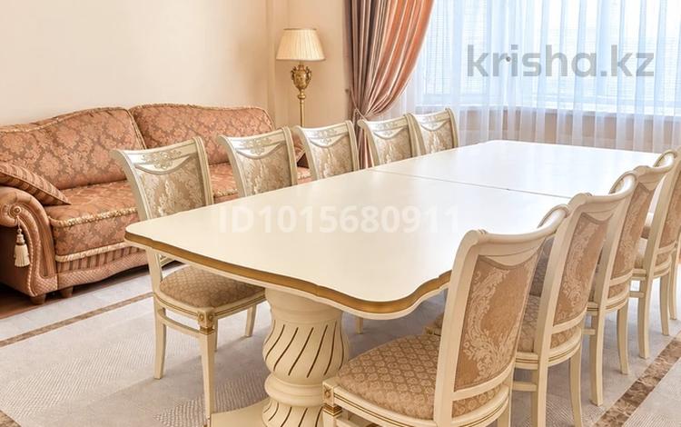 3-бөлмелі пәтер · 120 м² · 9/9 қабат, Ардагер ш/а., Кулманова 107, бағасы: 52.5 млн ₸ в Атырау, мкр Ардагер — фото 2