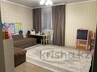 2-комнатная квартира · 76.7 м² · 5/5 этаж, Науырызбая Батыра 77 за 28.5 млн 〒 в Кокшетау