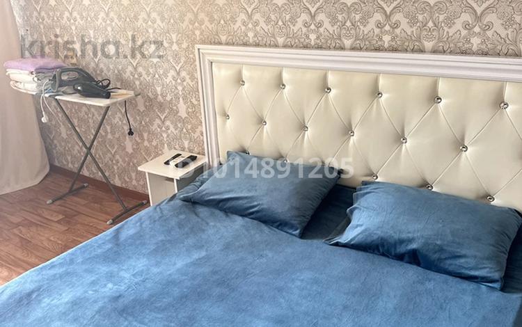 1-комнатная квартира · 50 м² · 5/5 этаж, мкр 5, АБИЛХАЙРХАН 67 Б — ДСК - Молдагулова - Стадион - Космос за 1 500 ₸ в Актобе — фото 2