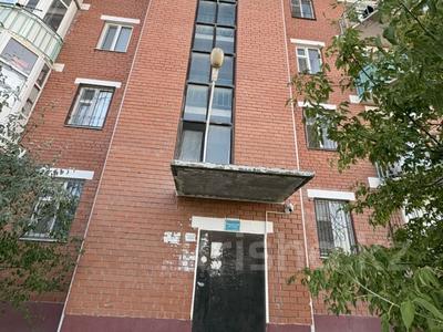 3-бөлмелі пәтер · 71.9 м² · 1/5 қабат, Жаппасбай Батыра 181а, бағасы: 20 млн ₸ в 