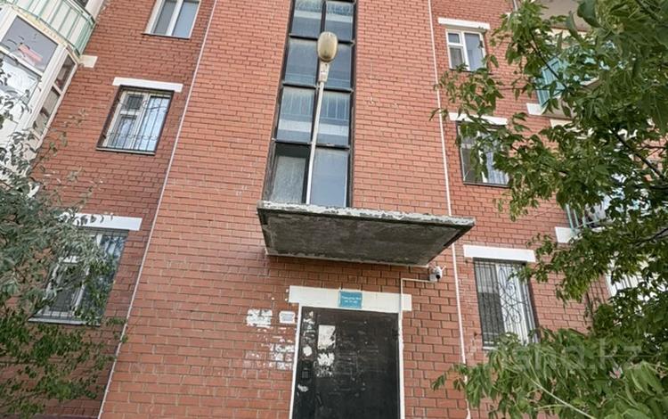 3-бөлмелі пәтер · 71.9 м² · 1/5 қабат, Жаппасбай Батыра 181а, бағасы: 20 млн ₸ в  — фото 2