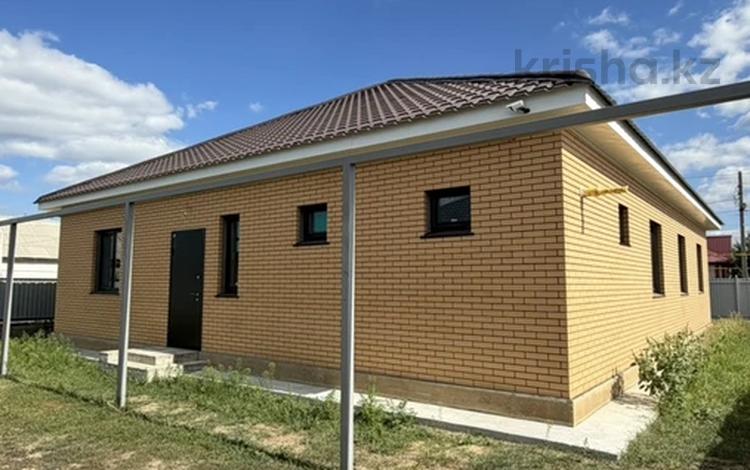 Отдельный дом · 4 комнаты · 150 м² · 5 сот., Бекимова 59 за 41 млн ₸ в Уральске — фото 2