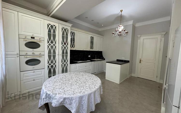 5-комнатная квартира · 180 м² · 1/5 этаж, Тулебаева 38 за 2.2 млн ₸ в Алматы, Медеуский р-н — фото 2