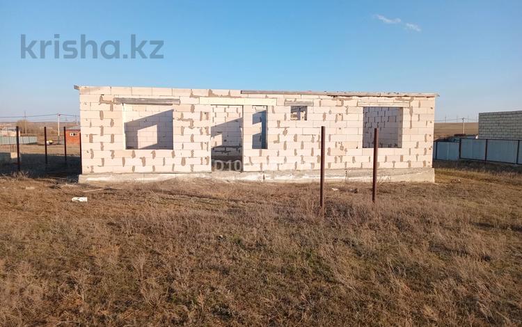 Отдельный дом · 4 комнаты · 125 м² · 10 сот., жилой массив Бауырластар, Казтуган жырау 390 — Ж.м. сазды-2 за 6 млн ₸ в Актобе — фото 2