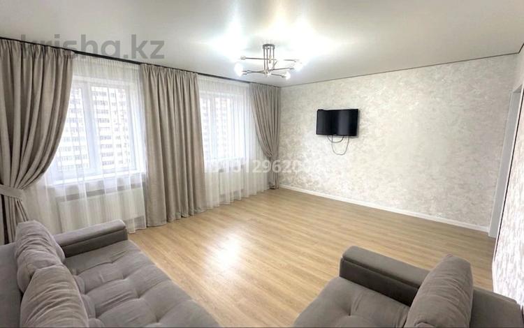 3-комнатная квартира · 118 м² · 8/19 этаж, Кенесары 8 — Рэдиссон,Центральный Парк,набережная за 51 млн ₸ в Астане, Сарыарка р-н — фото 2