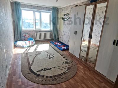 2-комнатная квартира · 47 м² · 5/5 этаж, Майкудук, Майкудук, 16й микрорайон 23 за 8.8 млн ₸ в Караганде, Алихана Бокейханова р-н