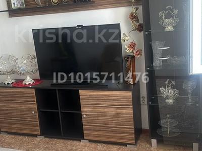 3-бөлмелі пәтер · 94 м² · 5/5 қабат, Арай-2 ш/а. 3, бағасы: 25 млн ₸ в Таразе, мкр Арай-2