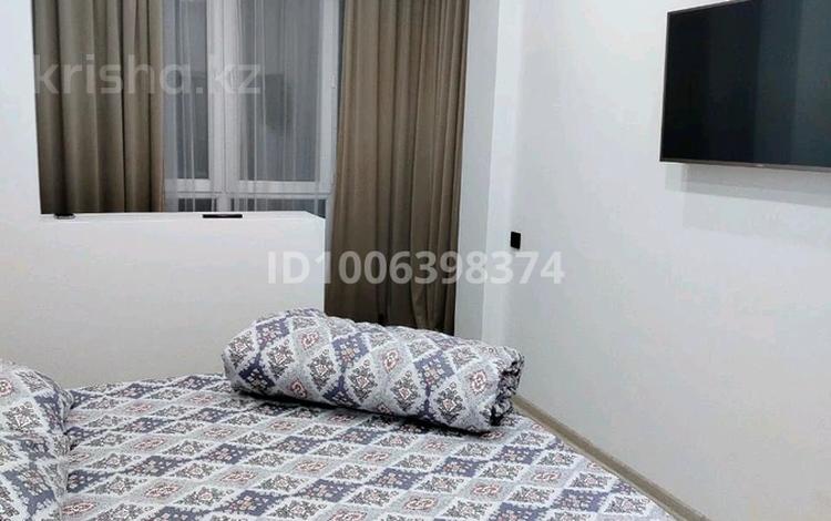 1-бөлмелі пәтер · 41 м² · 5/8 қабат, Айнабұлақ-2 ш/а. 68 — Жапсарбаева, бағасы: 15 000 ₸ в Алматы, Жетысуский р-н — фото 2