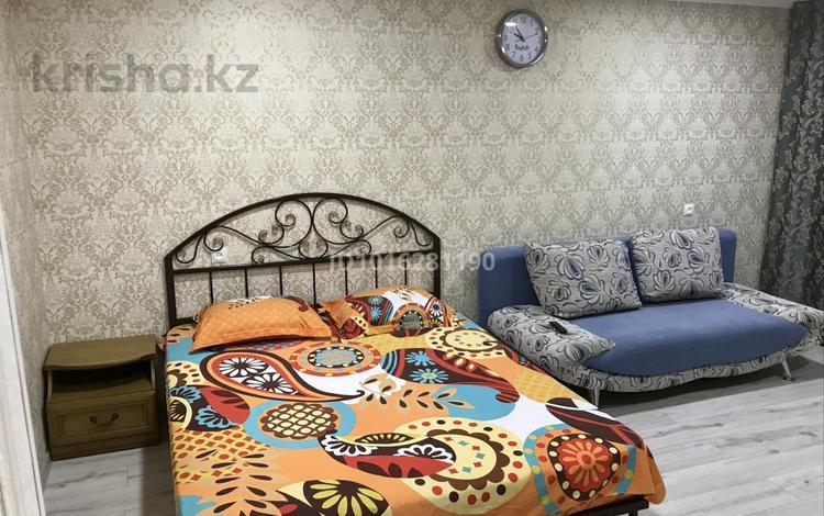 1-комнатная квартира · 38 м² · 1/9 этаж, Сатпаева 2 — Пр.Куаныша Сатпаева/ Казыбек Би за 13 000 ₸ в Усть-Каменогорске, Ульбинский — фото 2