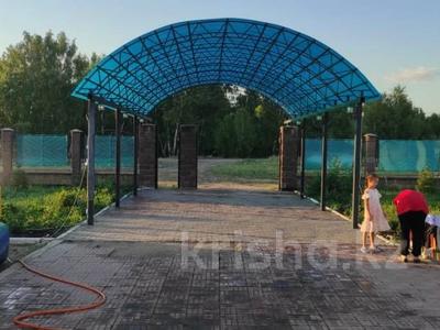 Отдельный дом · 5 комнат · 225 м² · 10 сот., Достык за 50 млн 〒 в Зеленом бору