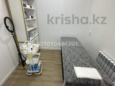 Сұлулық салондары, кабинеттер және жұмыс орындары · 2.3 м², бағасы: 30 000 〒 в Актау, 19-й мкр