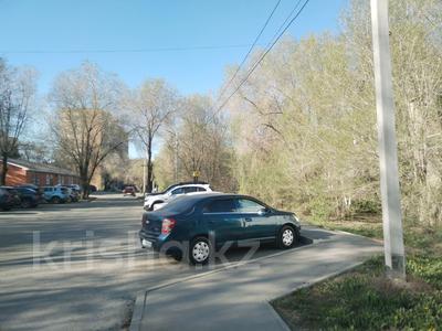 Жер телімі · 3 сотық, Пр. сатпаева 34, бағасы: 17 млн ₸ в Усть-Каменогорске