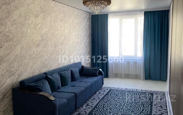1-комнатная квартира · 40 м² · 8/9 этаж, Райымбек за 220 000 ₸ в Алматы, Наурызбайский р-н — фото 2