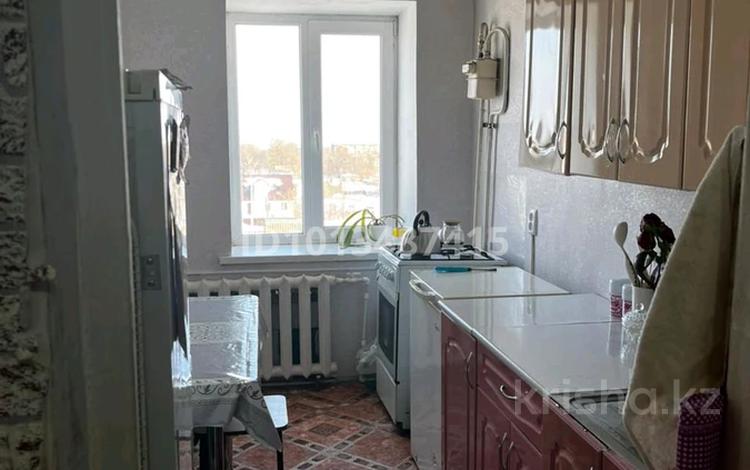 2-бөлмелі пәтер · 52 м² · 5/5 қабат, Абулхайр хан 16, бағасы: 7 млн ₸ в Актобе — фото 2