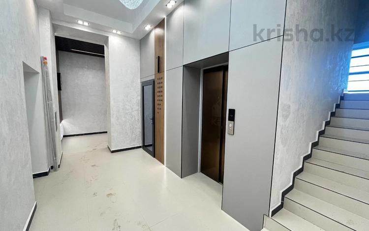 3-бөлмелі пәтер · 79.8 м² · 8/9 қабат, Пр-т. Нурсултана Назарбаева 233/Б, бағасы: ~ 33.5 млн ₸ в Костанае — фото 3