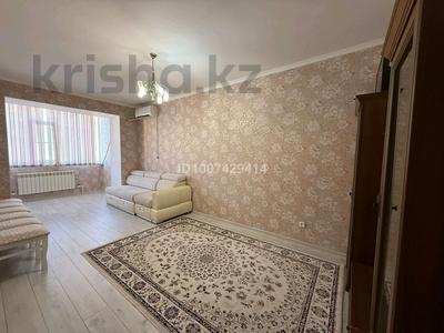 1-комнатная квартира · 46 м² · 3/5 этаж, мкр. Алтын орда, Тауелсиздик 5/2 — За Гипермаркет Дина за 160 000 〒 в Актобе