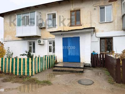 3-бөлмелі пәтер · 42.8 м² · 1/2 қабат, Жилгородок ш/а. — Есет Батыра - Нурмагамбетова, бағасы: 12 млн ₸ в Актобе, мкр Жилгородок