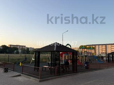 2-комнатная квартира · 72.3 м² · 3/10 этаж, мкр Женис 40 за 24 млн 〒 в Уральске