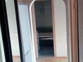 2-бөлмелі пәтер · 70 м² · 5/5 қабат, 2 ш/а. — Прямо возле остановки, бағасы: 150 000 ₸ в Актобе, мкр 8