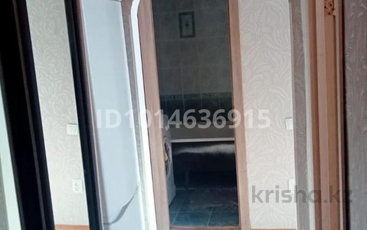 2-бөлмелі пәтер · 70 м² · 5/5 қабат, 2 ш/а. — Прямо возле остановки, бағасы: 150 000 ₸ в Актобе, мкр 8 — фото 2