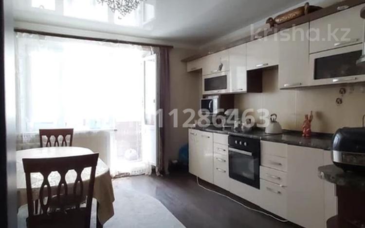 2-бөлмелі пәтер · 54 м² · 2/5 қабат, мкр Юго-Восток, Мкр Гульдер 1 22, бағасы: 21 млн ₸ в Караганде, Казыбек би р-н — фото 2
