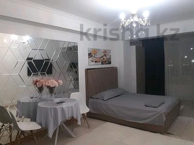 1-бөлмелі пәтер · 38 м² · 2/12 қабат, Шевченко 85, бағасы: 15 000 ₸ в Алматы, Алмалинский р-н