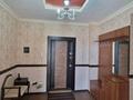 2-бөлмелі пәтер · 80 м² · 6/9 қабат, Валиханова 19 блок 1, бағасы: 300 000 ₸ в Атырау — фото 5