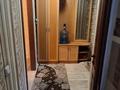 2-комнатная квартира · 45.3 м² · 1/5 этаж, 6й микрорайон 4 за 17 млн ₸ в Караганде, Казыбек би р-н — фото 3