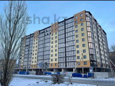 1-комнатная квартира, 53 м², 5/10 этаж, Ульяна Громова за 16.5 млн 〒 в Уральске
