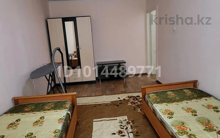 1-комнатная квартира · 33 м² · 3/5 этаж, 8-й микрорайон, Мангельдина 46 за 140 000 ₸ в Шымкенте, Туран р-н — фото 2